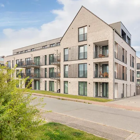 Апартаменты Apartmenthaus Vor Den Halligen Sandbank De Luxe Нордштранд
