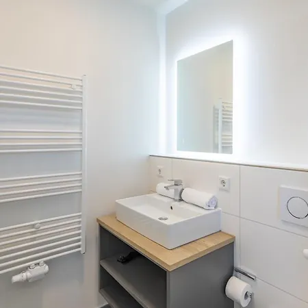 Daire Apartmenthaus Vor Den Halligen Sandbank De Luxe